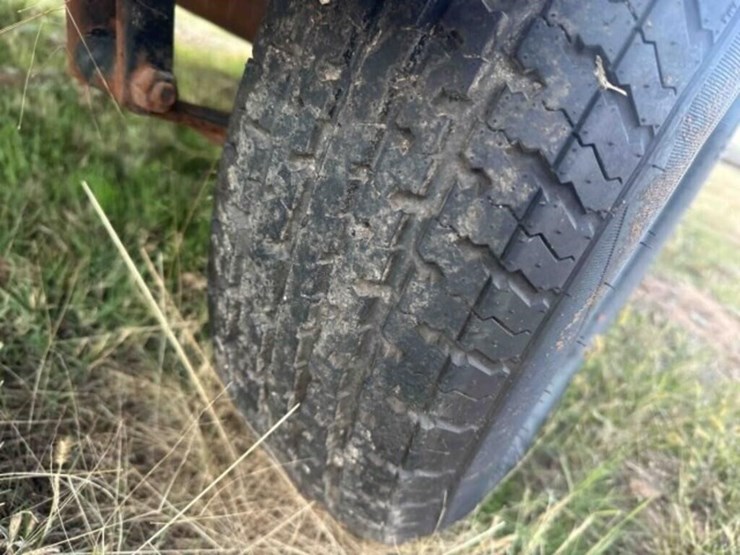 bumper-pull-utility-trailer-image-15