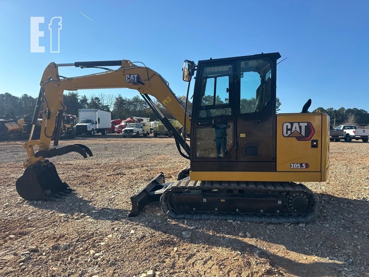 caterpillar-305.5e2-image-6