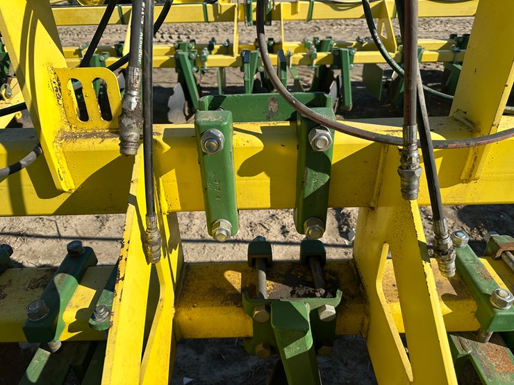 #33731-•-roll-a-cone-16-row-30"-hipper-image-46