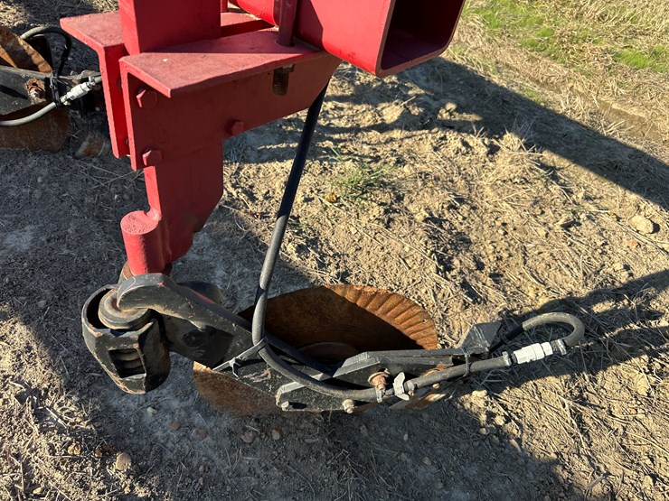 #33740-•-~20'-row-crop-cultivator-image-29