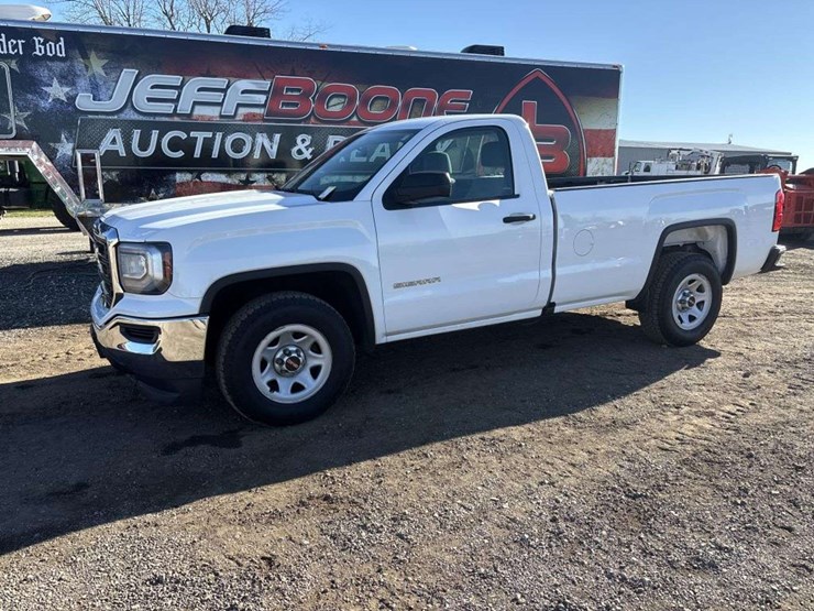 2016-gmc-sierra-1500-image-1
