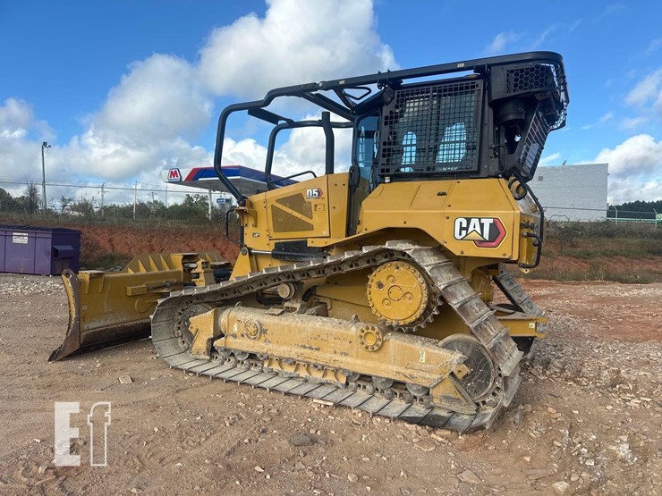 2021-caterpillar-d5-image-3