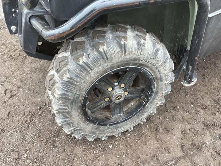 2016-john-deere-gator-image-9