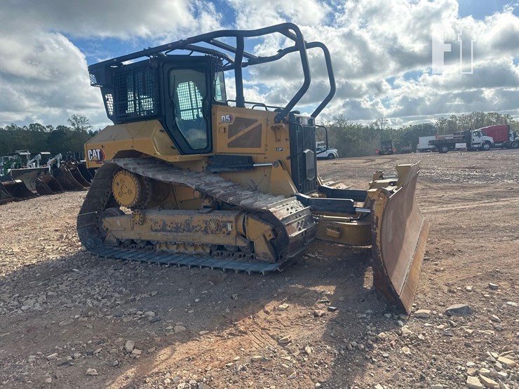 2021-caterpillar-d5-image-10