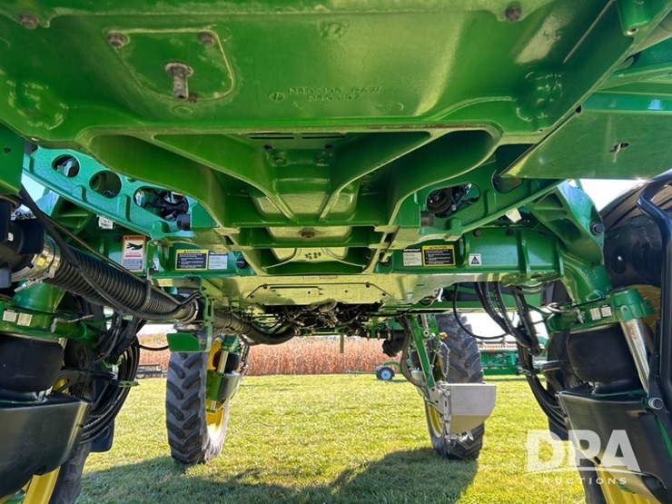 2022-john-deere-410r-image-16