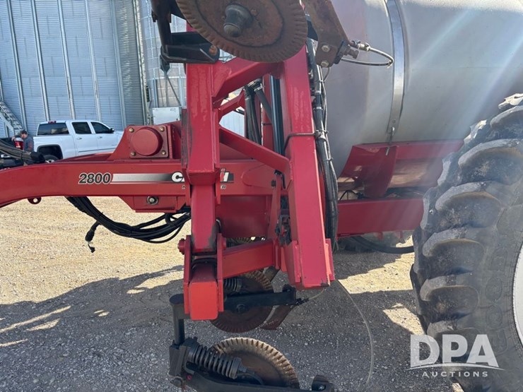 case-ih-2800-image-21