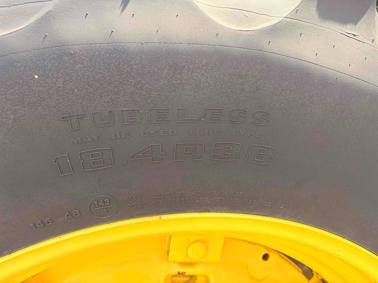 2005-john-deere-6420-image-34