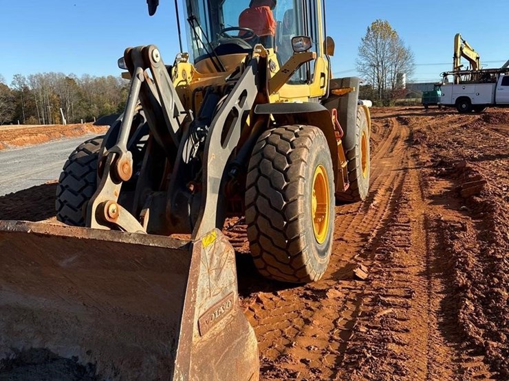 2019-volvo-l70h-image-8