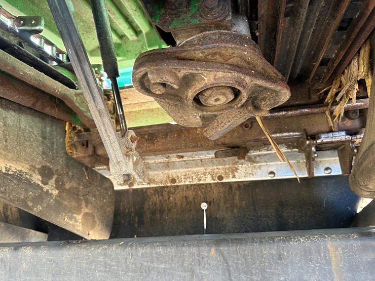 2012-john-deere-616c-image-73