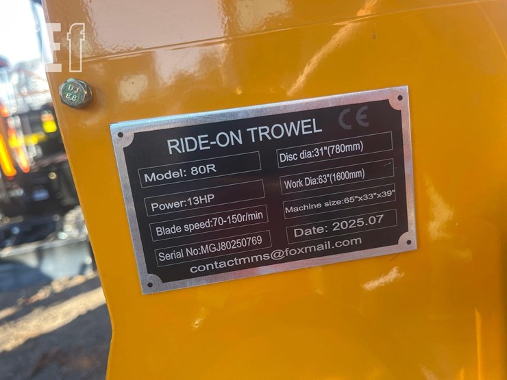 future-ride-on-trowel-image-6