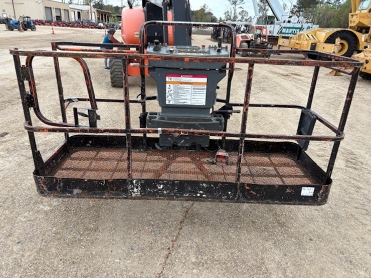 2007-jlg-800aj-image-26