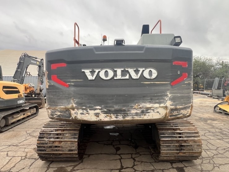 2017-volvo-ec220el-image-4