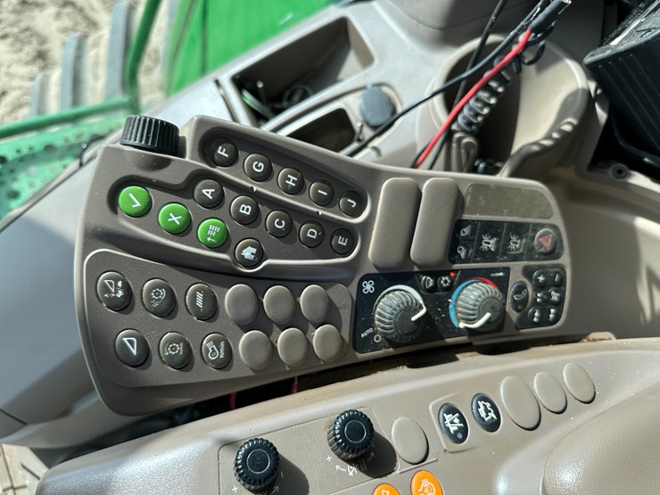 john-deere-s690-image-107