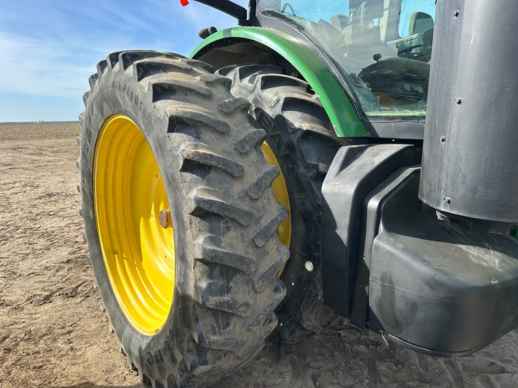 2010-john-deere-8285r-image-10