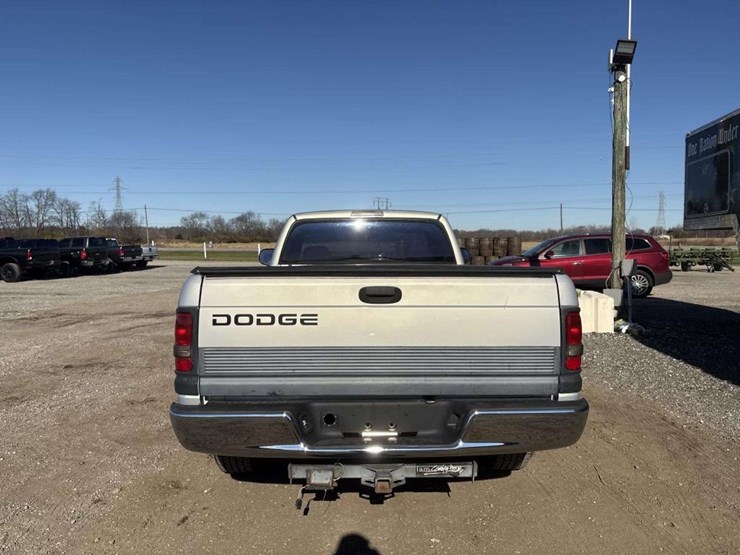 2000-dodge-ram-1500-image-4