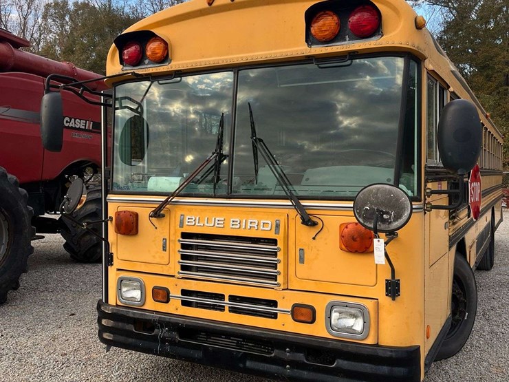 2004-bluebird-tc2000-image-3