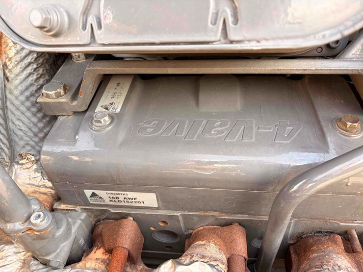 2020-agco-mt875e-large-frame-row-crop-track-tractor-image-22