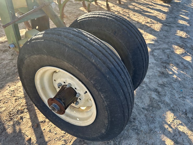 #33746-•-roll-a-cone-12.5'-chisel-plow-10-2397-image-13