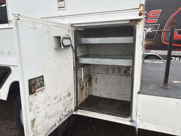 2012-ford-f450-image-19