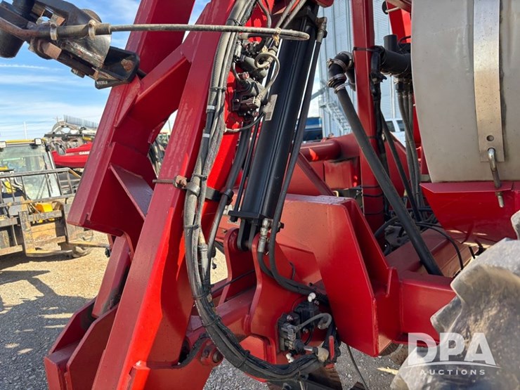 case-ih-2800-image-26