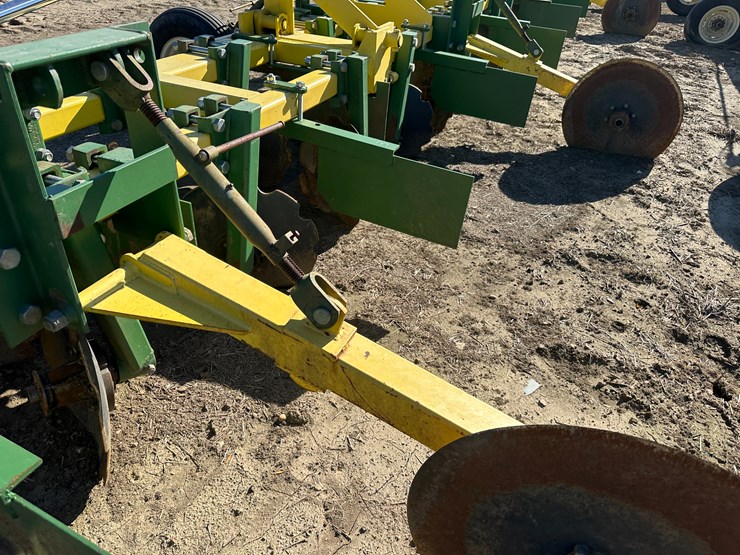 #33730-•-roll-a-cone-16-row-30"-hipper-image-39