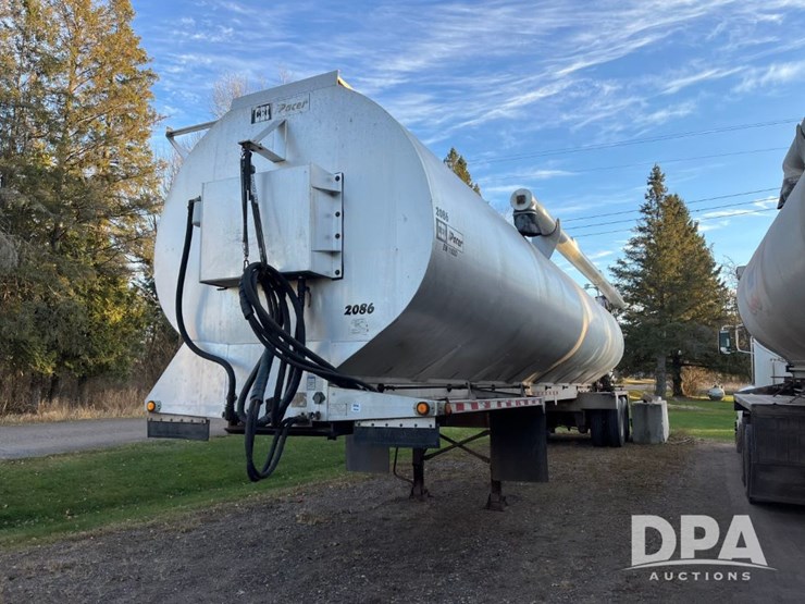 2005-cei-pacer-feed-trailer-(jn3420,-unit-2086)-image-1