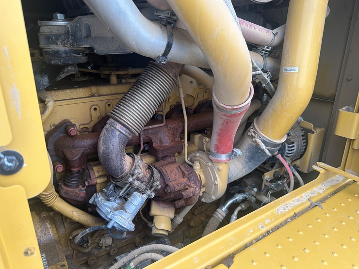 2022-caterpillar-140gc-awd-image-72