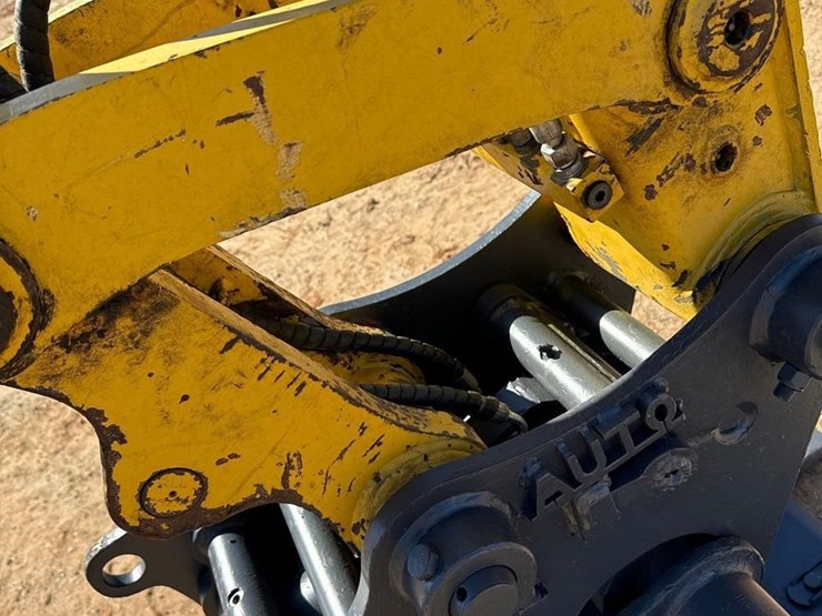 2021-komatsu-pc138us-11-image-10