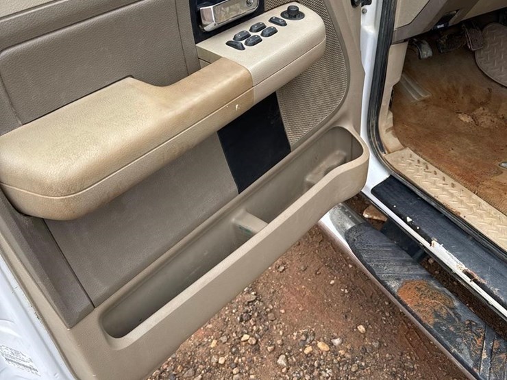 2007-ford-f150-xlt-image-11