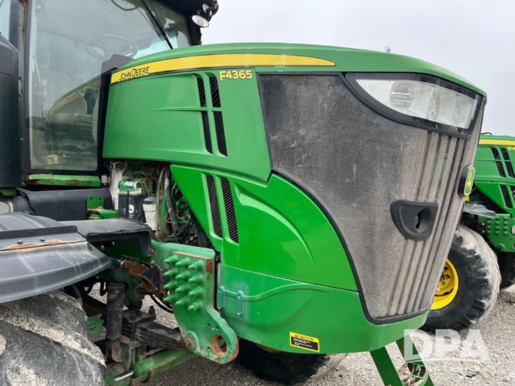 2017-john-deere-f4365-image-15