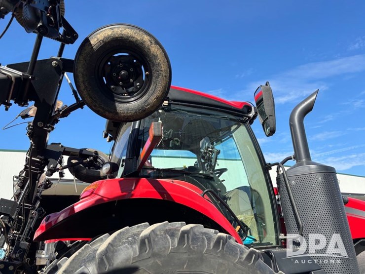 2018-case-ih-340-image-23