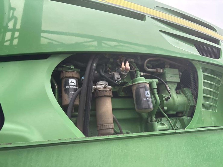 john-deere-4830-image-22