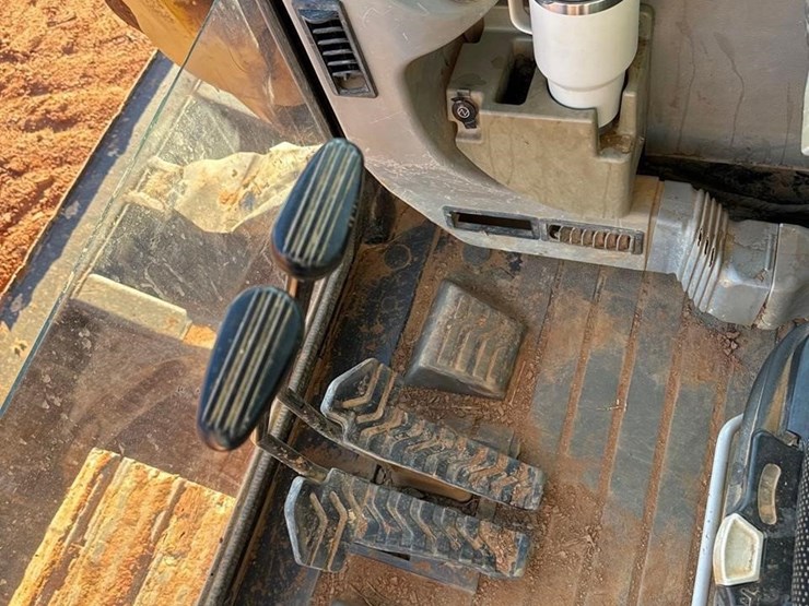 2016-caterpillar-308e2-cr-image-23