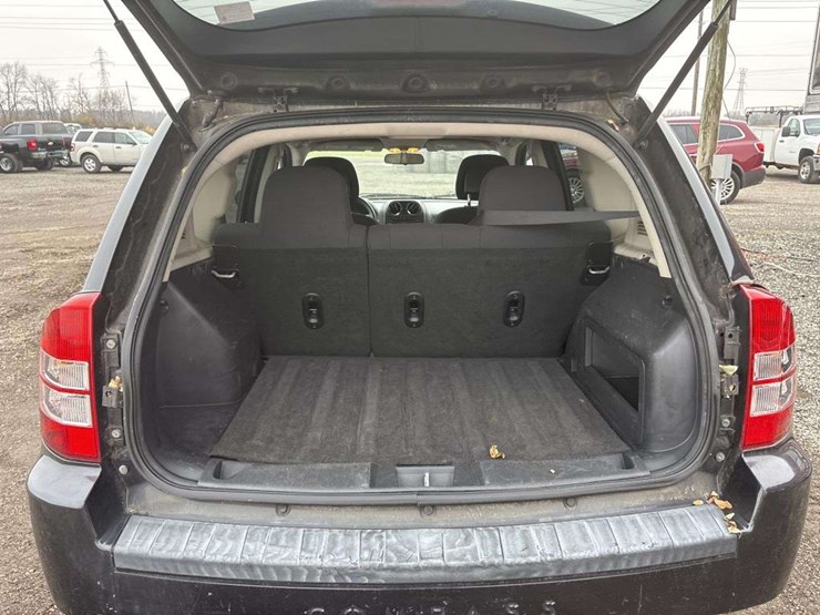 2010-jeep-compass-image-17