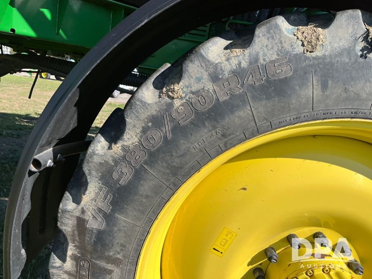 2021-john-deere-r4044-image-38