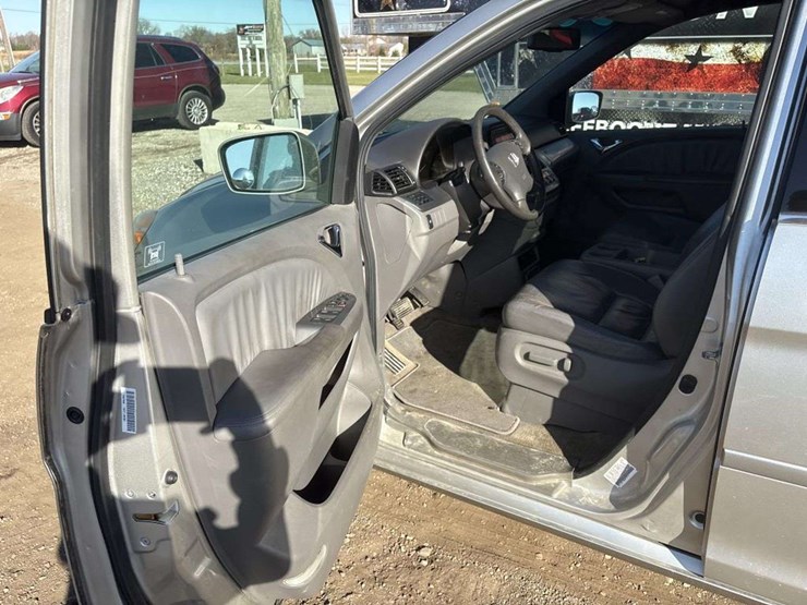 2008-honda-odyssey-exl-image-11