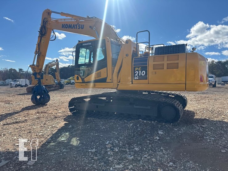 2021-komatsu-pc210-lc-11-image-10