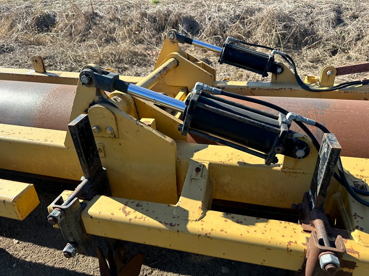 #33729-•-brandt-16-row-30"-hr40-hipper-roller-image-15