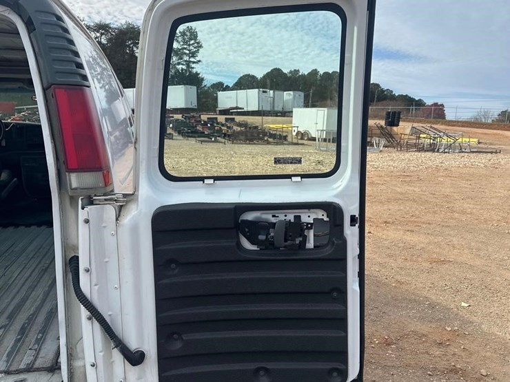 1998-chevrolet-express-1500-image-13