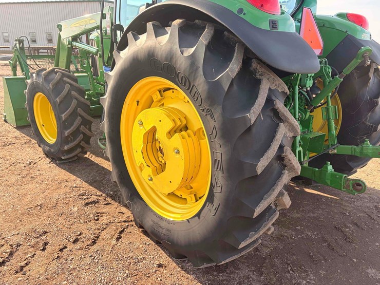 2005-john-deere-6420-image-33