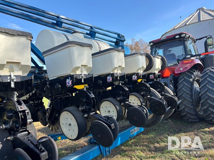 2022-kinze-3600-image-39