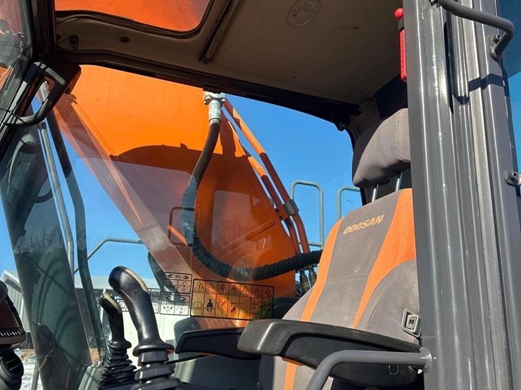 2018-doosan-dx300-lc-5-image-25