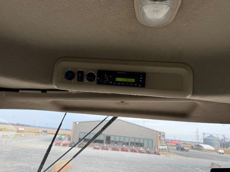 2009-john-deere-9870-sts-image-137