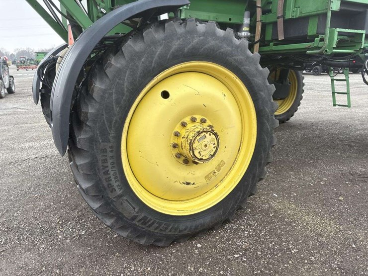 john-deere-4830-image-10