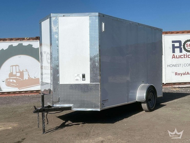 enclosed-trailer-image-2