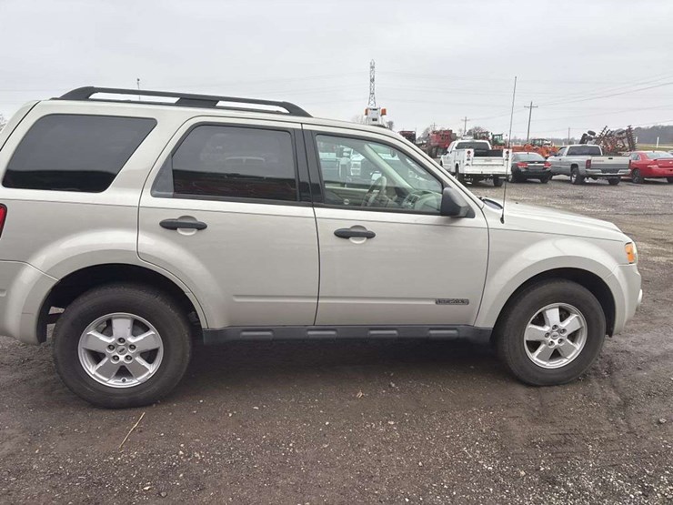 2008-ford-escape-image-6