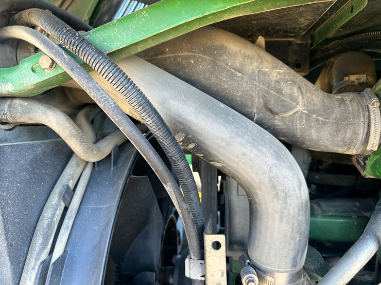 2010-john-deere-7130-image-39