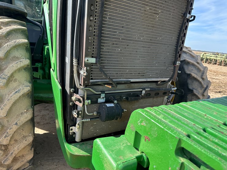 2016-john-deere-8320r-image-51