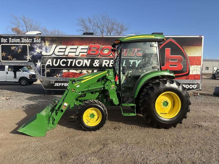 john-deere-4052r-image-2