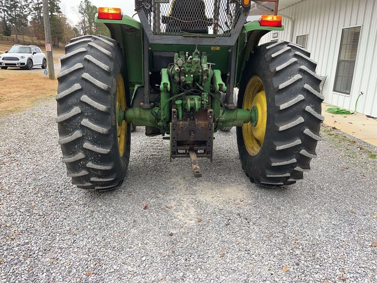 john-deere-6405-image-12